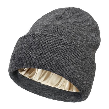 Luxury Satin-Lined Beanie – Protect Your Hair, Stay Warm, Look Chic!